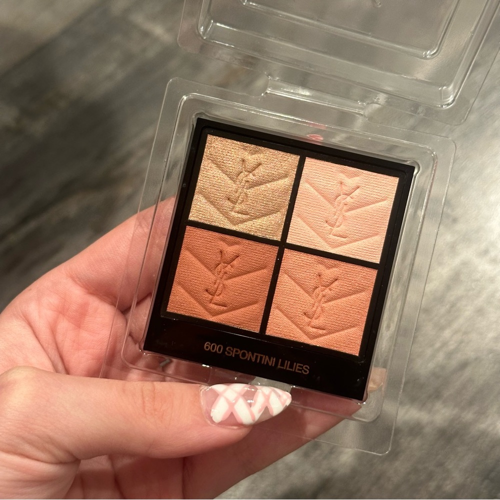 Yves Saint Laurent Spontini Lilies Eyeshadow Palette - Gold and Peach